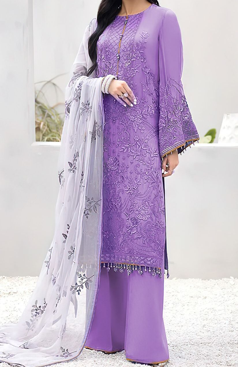Zarqaaa Flose Summer Collection Code 104 – 3PC Embroidered Lawn Zarqaaa Flose Embroidered Lawn Suit Code 104 with Chiffon Dupatta