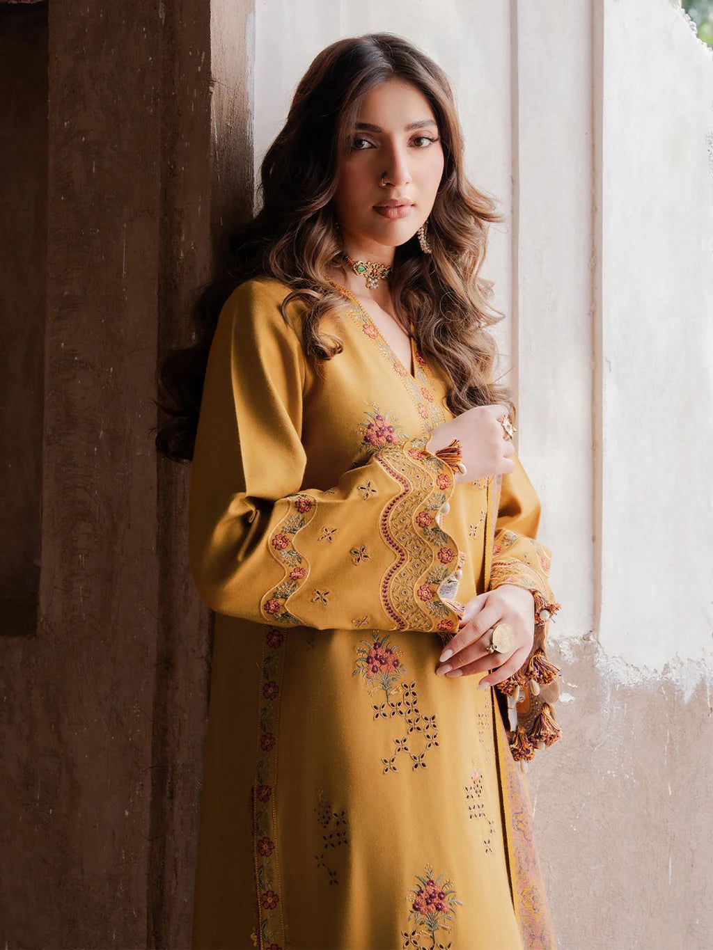 Zarqaaa Izel 5147 Luxury Dhanak Suit – 3PC | Winter Collection - Image 2
